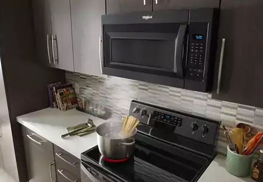 Whirlpool Microwave Fan Won't Turn Off SPD2