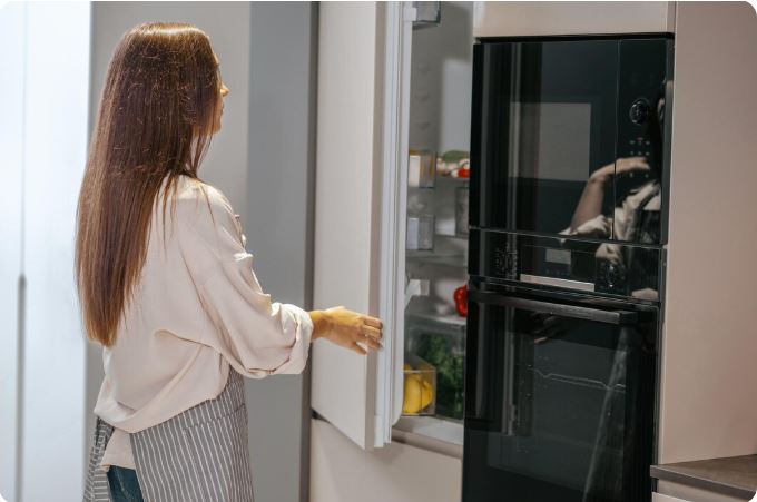 refrigerator leaking water inside